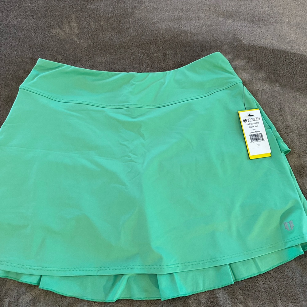 EleVen by Venus Williams Green Mini Skirt for Chic Style